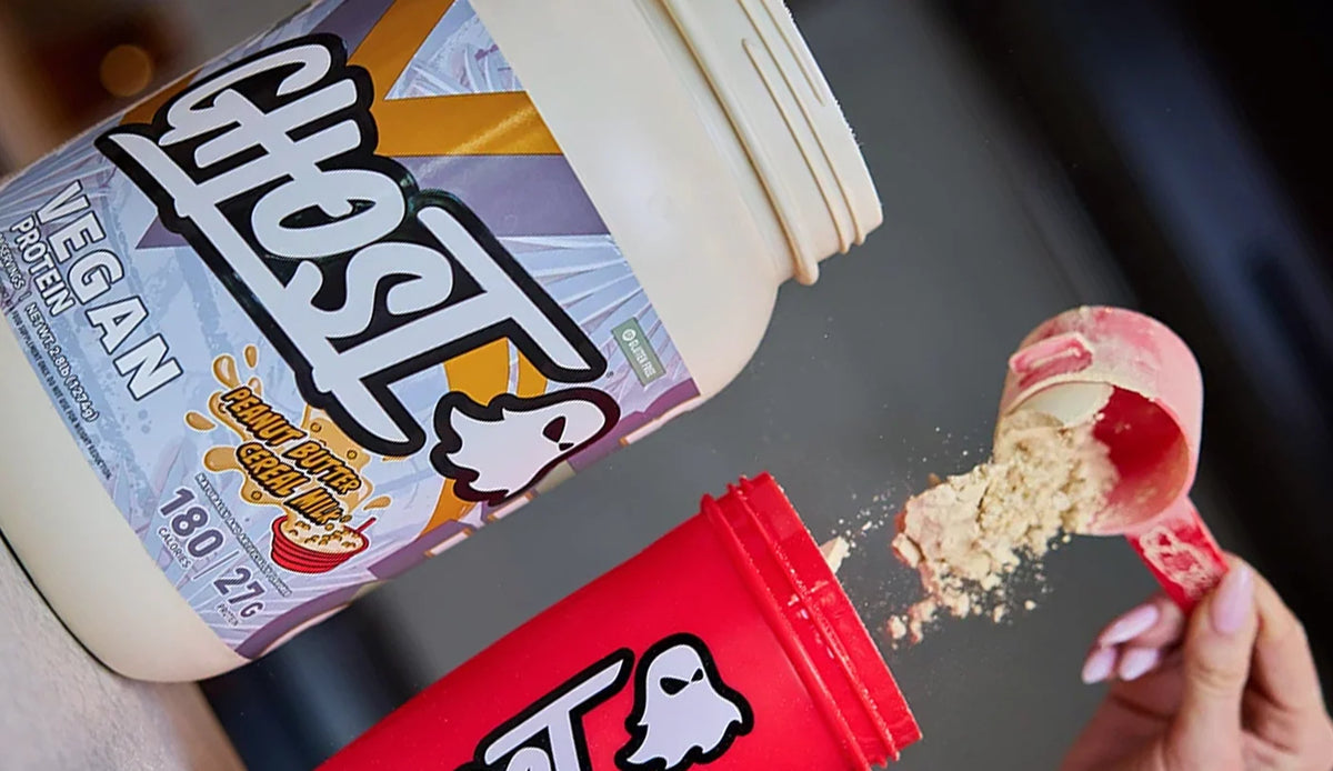Ghost Vegan Protein V2 - Being scooped in to Ghost Shaker