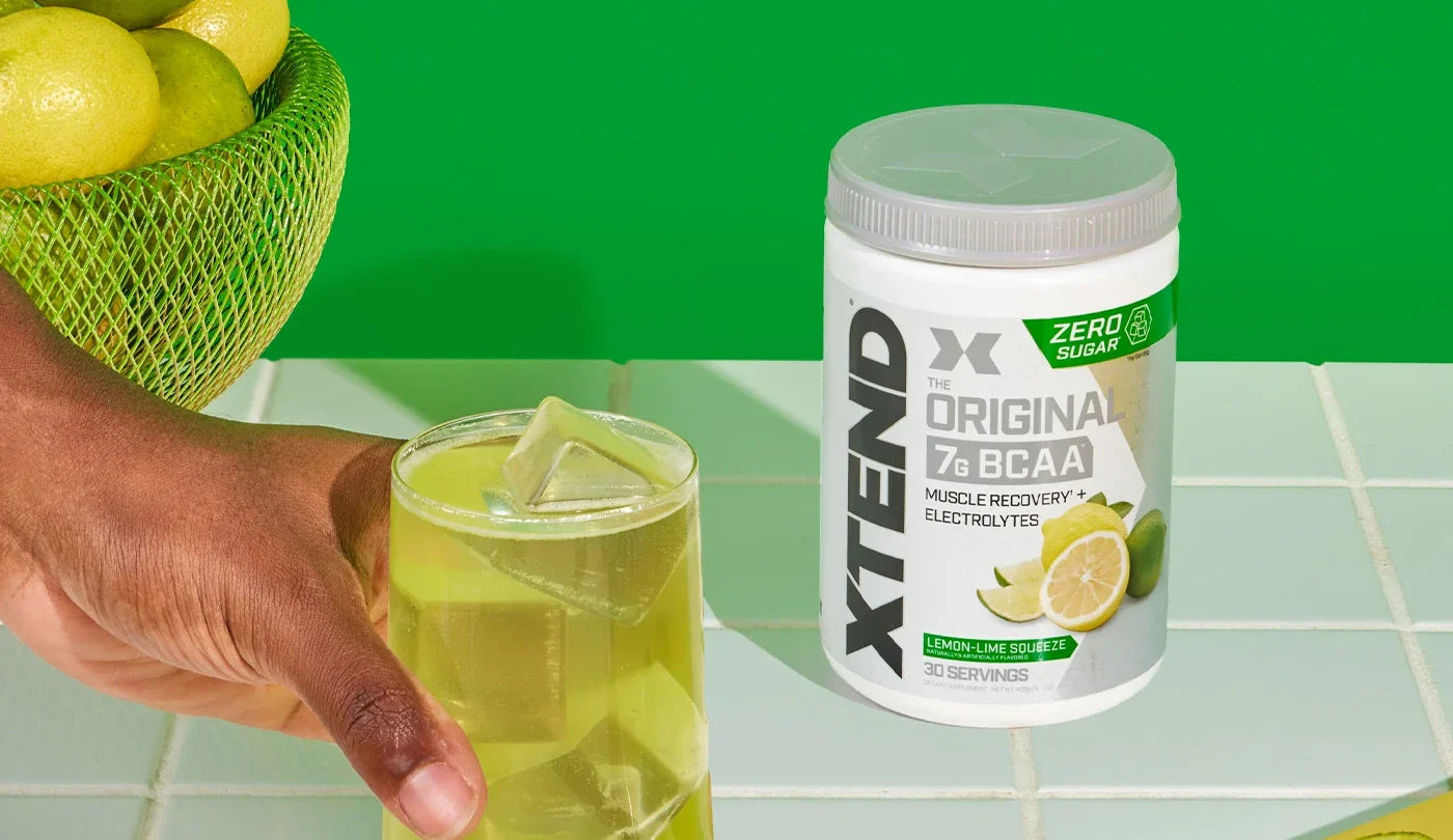 XTEND Original BCAA Lemon Lime Squeeze - Mixed up in a cup