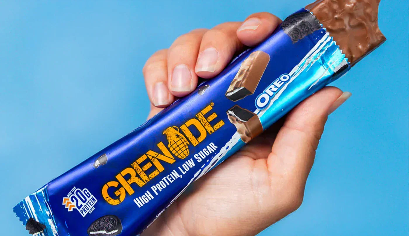 Grenade Protein Bar Oreo in hand